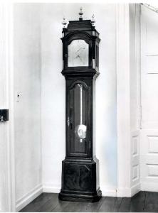 Clock, Regulator