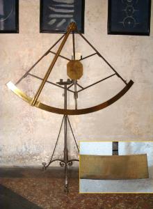 Movable quadrant by S. Menini - Bologna, 1710: brass and iron, radius 100 cm.